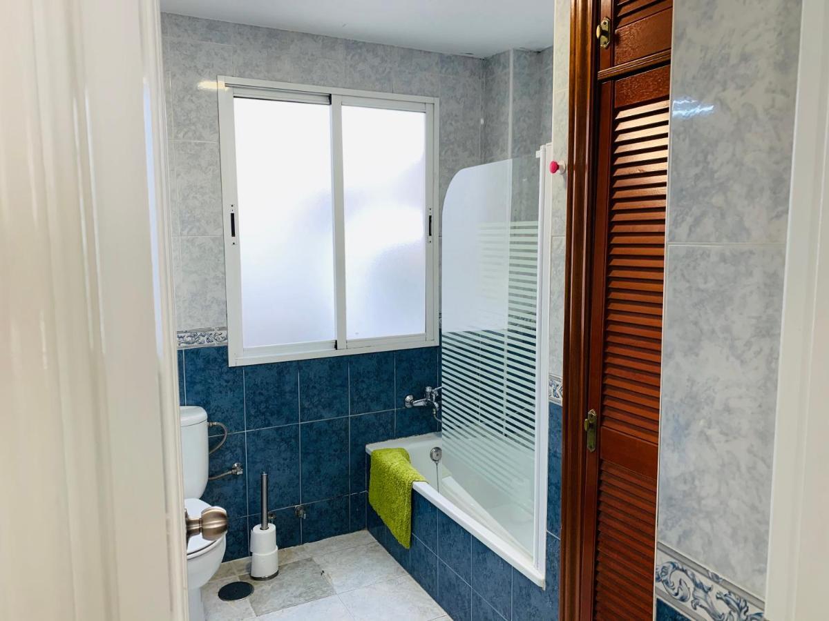 Quarto Duplo com Casa de Banho Privativa